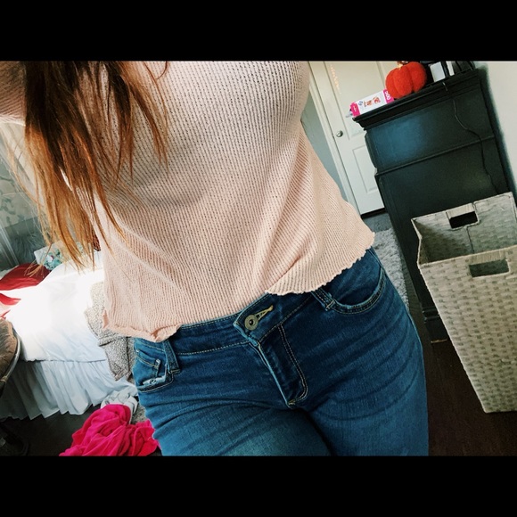 Pink Ribbed Croptop - Picture 4 of 5